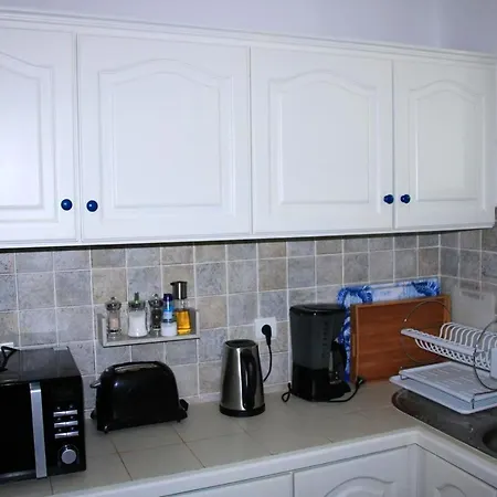 Comfortable In With Sea View Vakantiehuis *