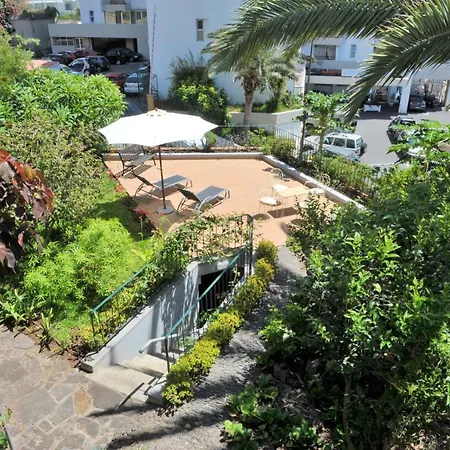 Comfortable In With Sea View Vakantiehuis