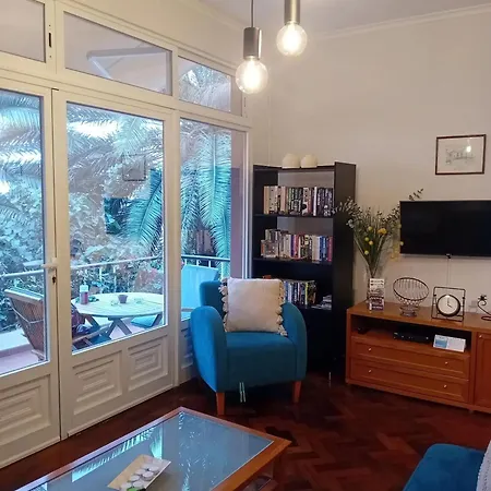 Comfortable In With Sea View Vakantiehuis